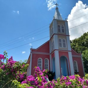 Recanto da Natureza e Igreja de Linha Chapéu